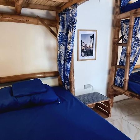 Blue House Backpackers Siquijor Hostel Σαν Χουάν Εξωτερικό φωτογραφία