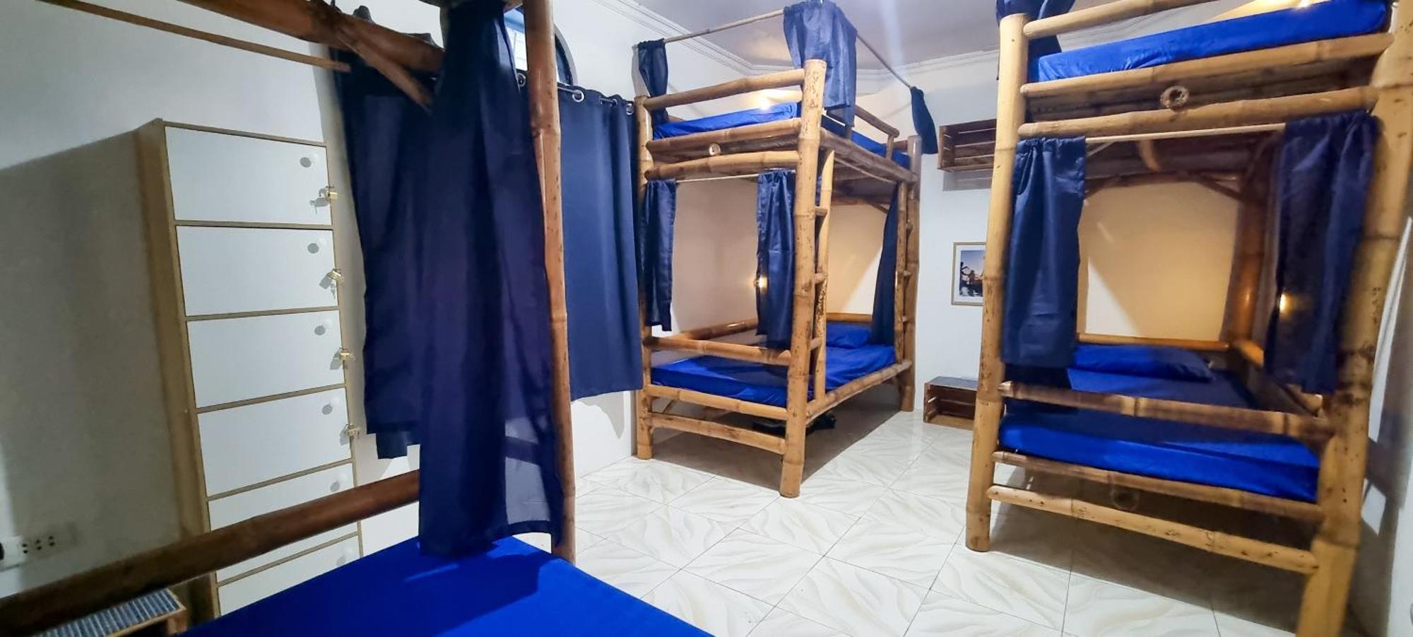 Blue House Backpackers Siquijor Hostel Σαν Χουάν Εξωτερικό φωτογραφία