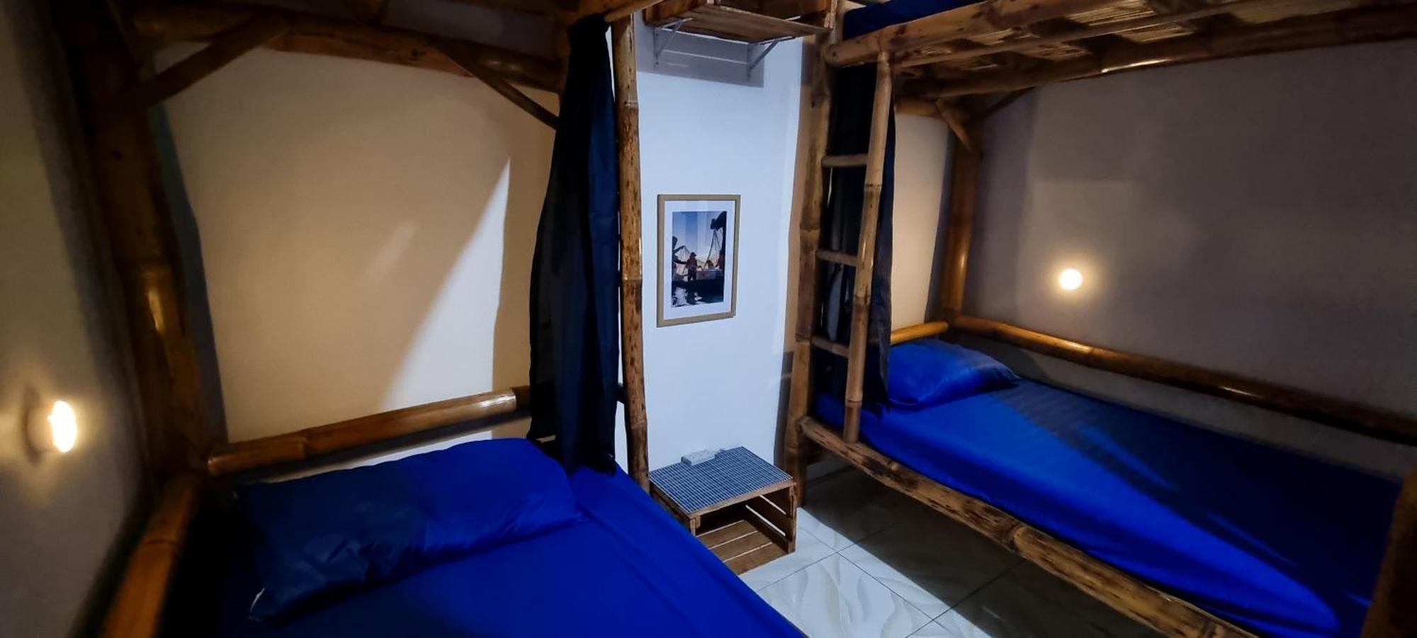 Blue House Backpackers Siquijor Hostel Σαν Χουάν Εξωτερικό φωτογραφία