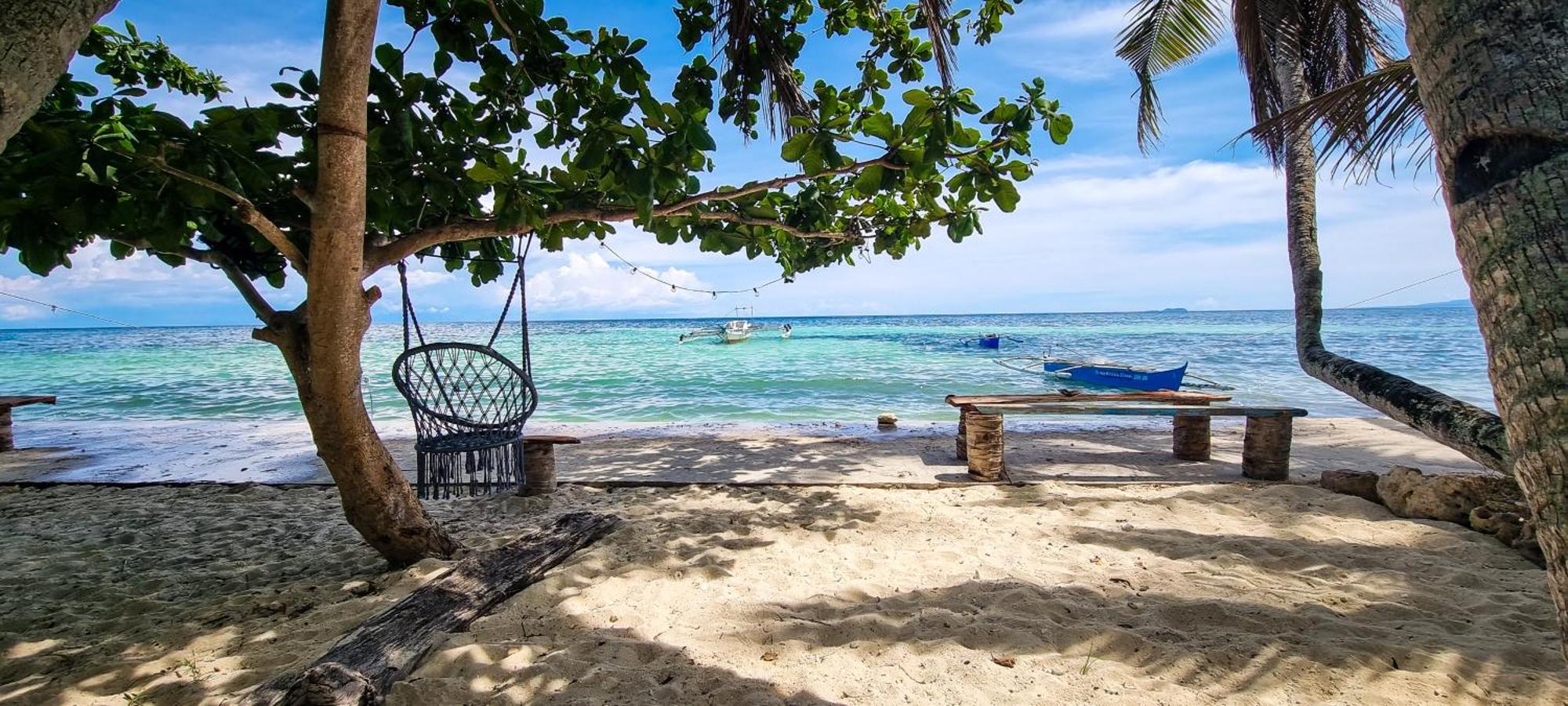 Blue House Backpackers Siquijor Hostel Σαν Χουάν Εξωτερικό φωτογραφία